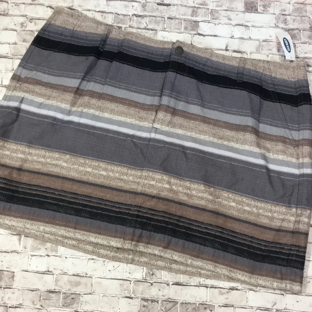NWT Old Navy Neutral Tone Stripes Mini Skirt